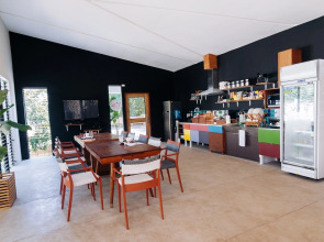 Spin Designer Hostel