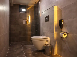 Garden Mode Airport Hotel