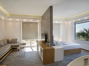 Porto Kalamaki Hotel