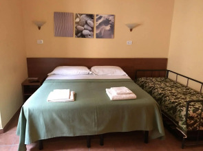 San Daniele Bundi House