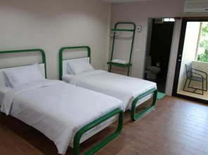 Sunshine Paradise Resort