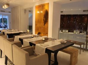 Puro Oasis Urban Hotel