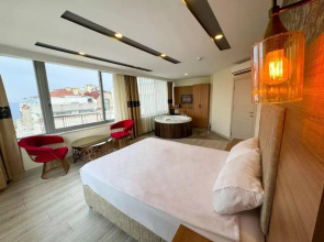 Mse Golden Lux Hotel