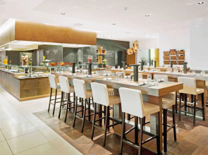 Mövenpick Hotel Zuerich-Airport