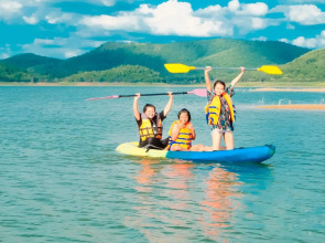 Kaengkrachan Boathouse Paradise Resort