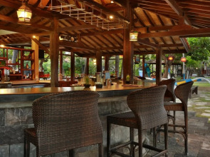 Отель Bali Beach