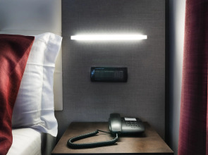 Отель Varese Roma