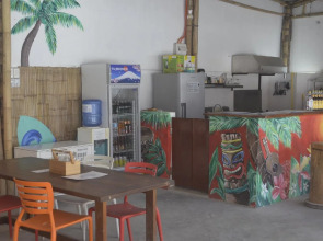 Chill Out Hostel Boracay