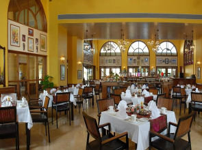 Acron Candolim Regina