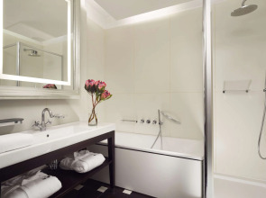 Unahotels Cusani Milano