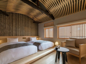 Отель Nazuna Kyoto Tsubaki St.