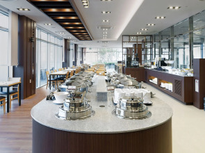 Felix by STX Hotel & Suite