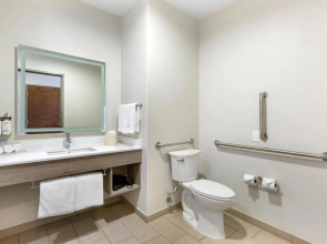 Holiday Inn Express Hotel & Suites Belgrade by IHG