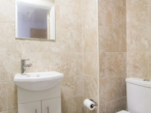 Belvilla Ilford Hill Hotel London