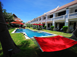 Palm Grove Resort
