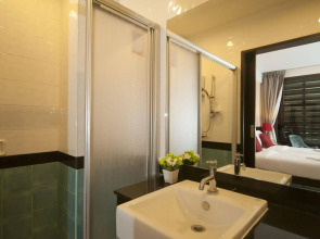 OYO 358 Rattana Residence Thalang