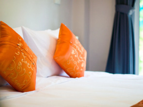 Chomphu Resort Khaolak