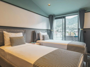 City Life Demir Hotel