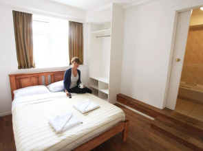 Palmers Lodge Hillspring At Willesden Green