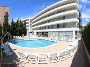 Aparthotel Esmeraldas