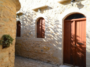 Patriko Traditional Residence