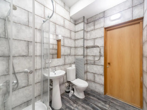 К энд К Апартментс на улице Крылова 17