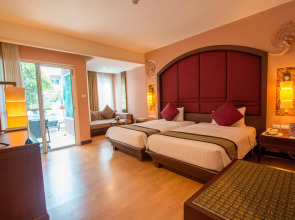 Курортный отель Grand Pacific Sovereign Resort & Spa