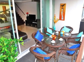 Sunrise 3 bedrooms Modern Apartment In Nai Harn