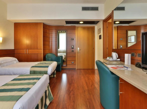 Hotel Mirage, Sure Hotel Collection by Best Western