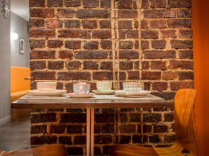 Hôtel Boris V. by Happyculture