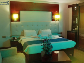 Golden Tulip Headington Ruwi