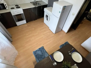 Апартаменты на улице Комарова 61