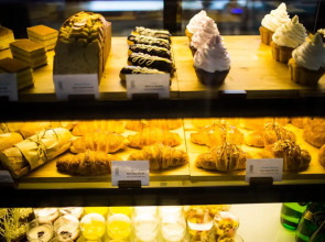 A La Carte Da Nang Beach