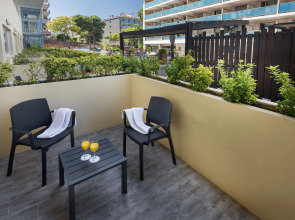 Курортный отель 4R Salou Park Resort I