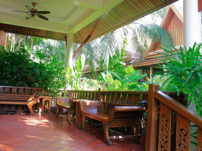 Bangtao Village Resort