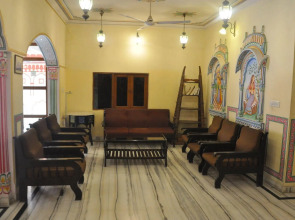 Hotel Sajjan Niwas
