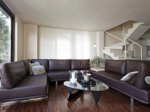 My Space Barcelona Private Pool Garden