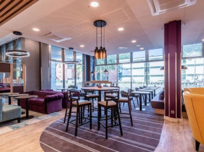 Premier Inn Cologne City Sud Hotel