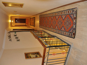 Nomads Cave Hotel & Rooftop