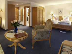 Hotel Rheinischer Hof