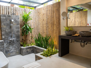 Pax Ana Doc Let Resort & Spa