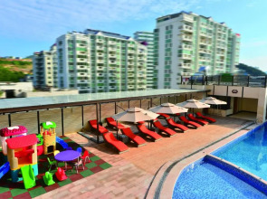 Отель Barry Boutique Seaview Sanya