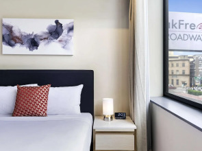 BreakFree on Broadway Sydney