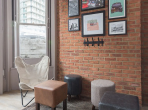 PubLove @ The Green Man - Hostel