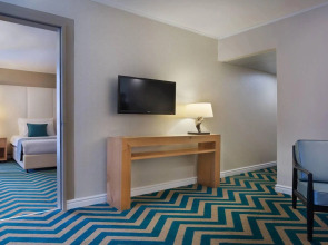 Oasis Spa Club Dead Sea Hotel