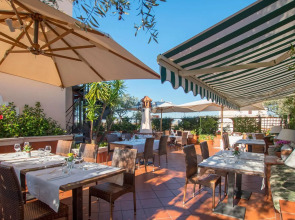 Hotel Diana Roof Garden