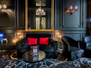 Отель Peyris Opera