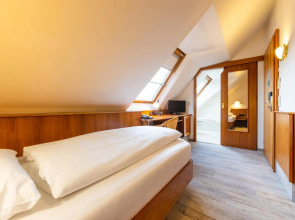 AAAA Hotelwelt Kübler