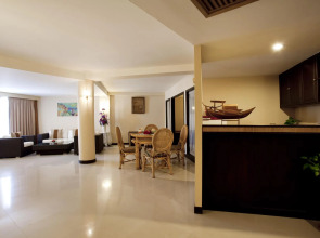 The Cha-am Methavalai Hotel