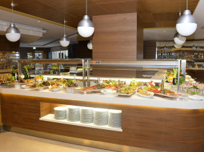 Sunmelia Beach Resort Hotel & Spa